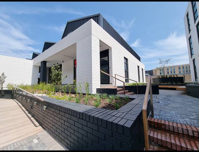 159M² OFFICE TO LET IN CENTURY CITY